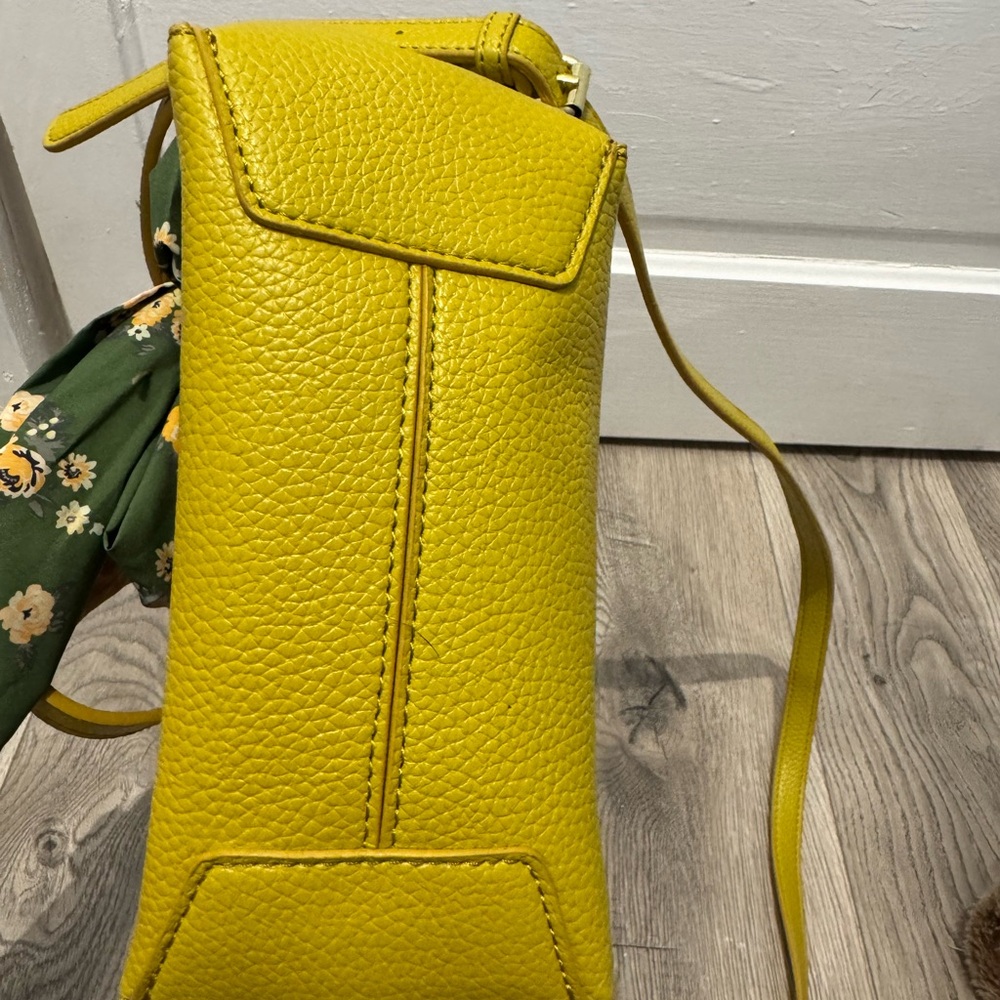 Steve Madden Mustard Tote with Floral Accent - Picture 6 of 9
